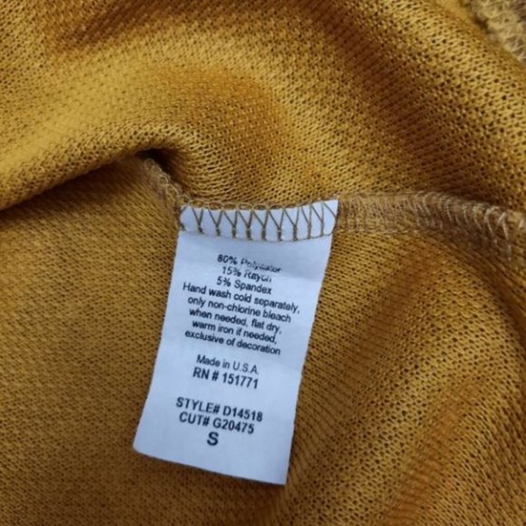 GILLI Wrap Dress - Picture 6 of 8